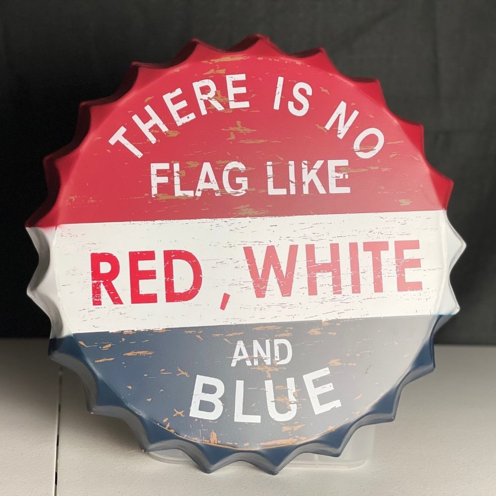Patriotic 14" Metal Bottlecap Hanging Wall Decor